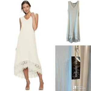 Nina Leonard NWT Elegant White Lace Hem Dress